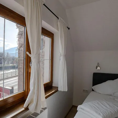 Heimgartl Couette-café 3*