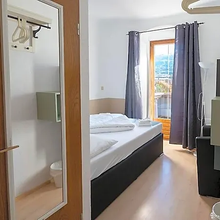 Heimgartl Couette-café 3*