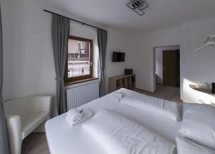 Heimgartl Bed & Breakfast 3*